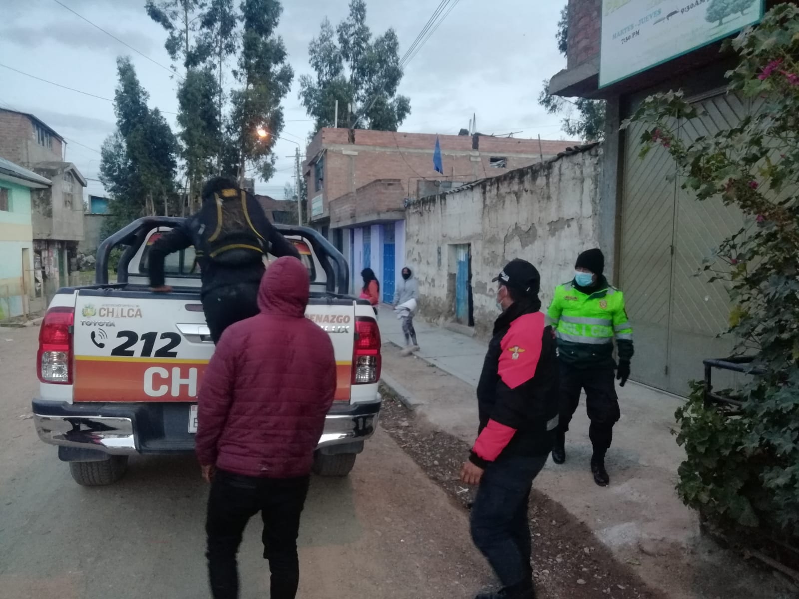 708dc102-9dd4-4c95-b01c-9c00a23e8989