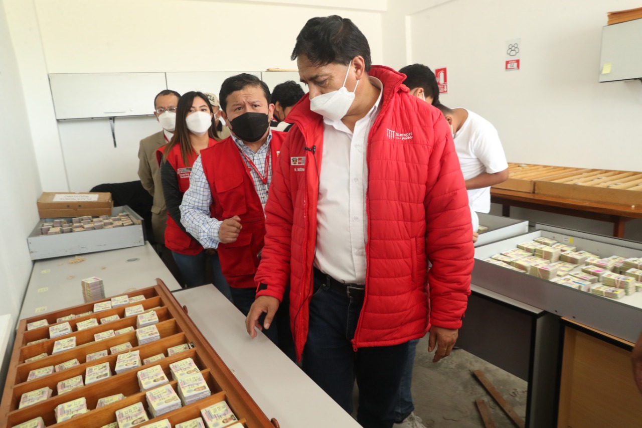 10298175-813f-4418-925f-d7e8e3bf9939